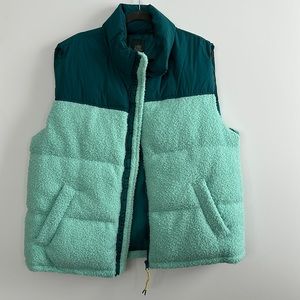 Wild Fable Puffer Vest
